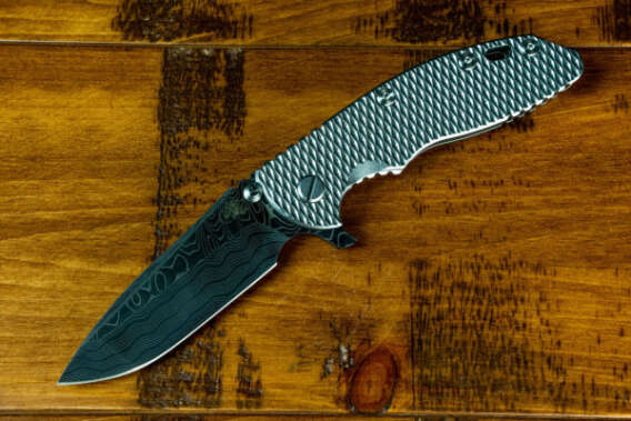 Damascus Knives
